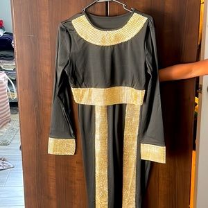 Black and gold top and bottom casual outfit